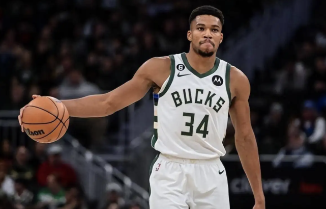 HKA险胜BRO，Xiaohu关键团战开团秒人峡谷大战入围赛，强势挺进下一轮的简单介绍