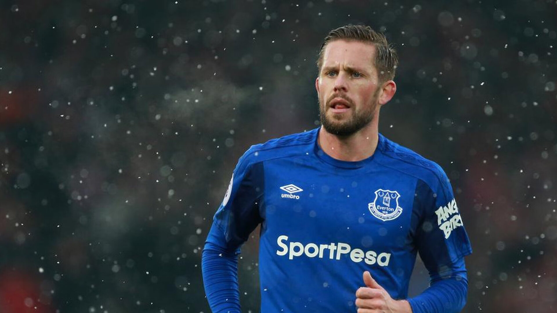 F1街道赛之夜，被低估的马丁内利，用一场关键战证明何谓大心脏